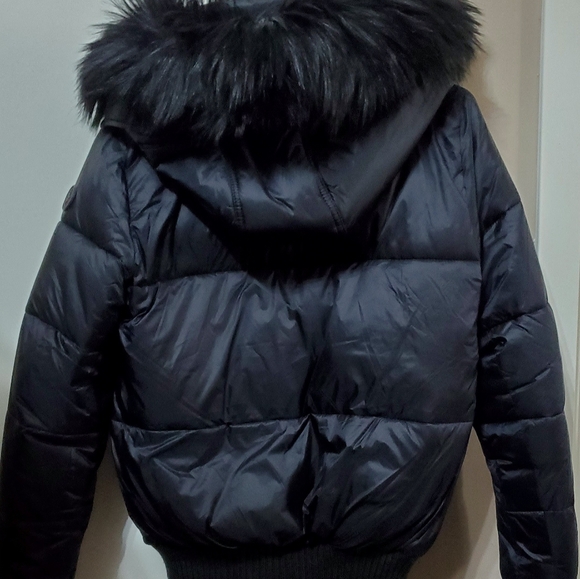 Abercrombie & Fitch Puffer Jacket - Women's XS - Picture 2 of 3